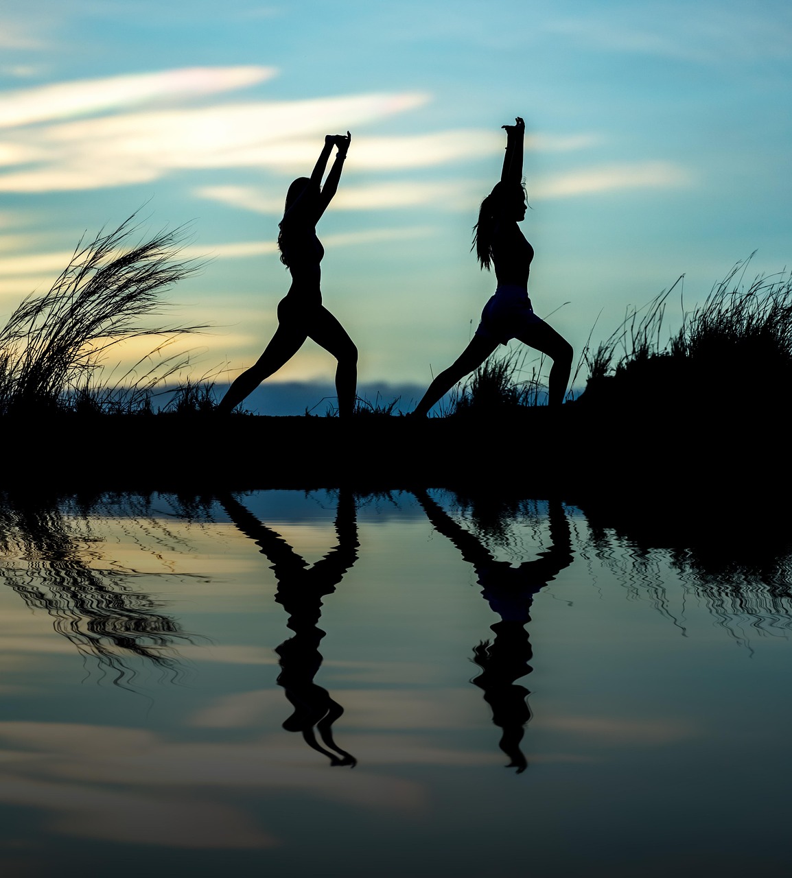 Mastering the First Impression: Your intriguing post title goes here 3 women, yoga, silhouettes, nature, water, reflection, mirroring, water reflection, pose, posing, yoga pose, meditation, stretching, wellness, well-being, exercise, adults, asia, girls, morning, outdoors, pair, people, stance, sunrise, sunset